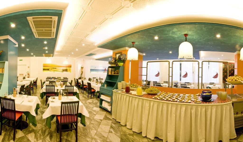 Hotel Soraya Lignano Sabbiadoro Zewnętrze zdjęcie